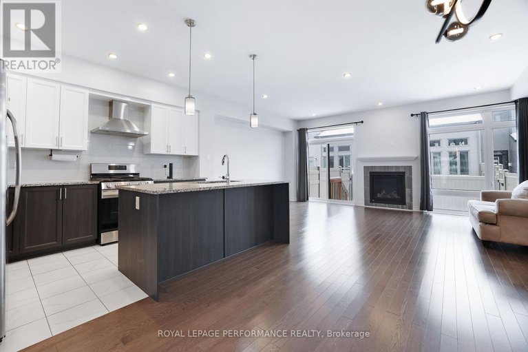 29228458/669-cordelette-circle-e/mer-bleuebradley-estatesanderson-park/ottawa/ontario/K1W0P2_8