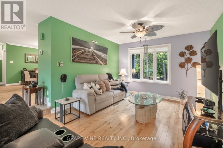 29611592/119-sierra-woods-drive/huntley-ward-south-west/ottawa/ontario/K0A1L0_23