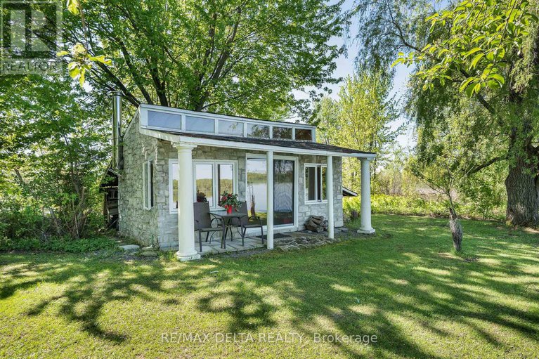 28387496/2584-woods-street/town-of-rockland/clarence-rockland/ontario/K4K1J2_42