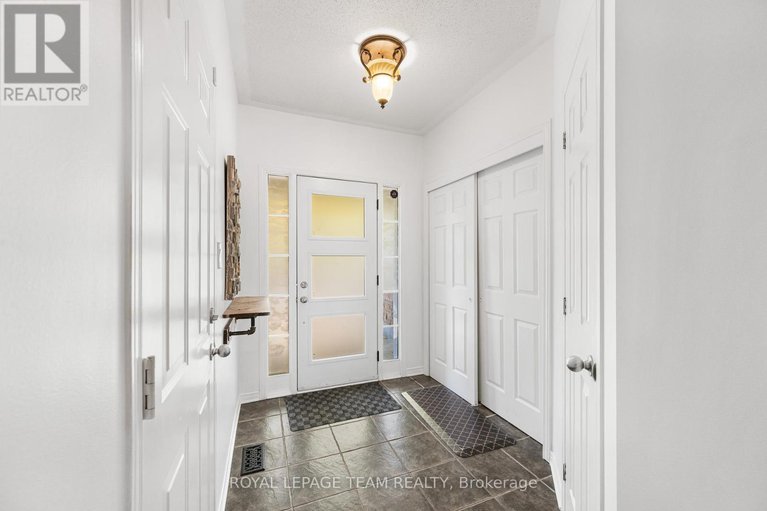 28869607/30-goldthorpe-private/stonebridge/ottawa/ontario/K2J5L7_2