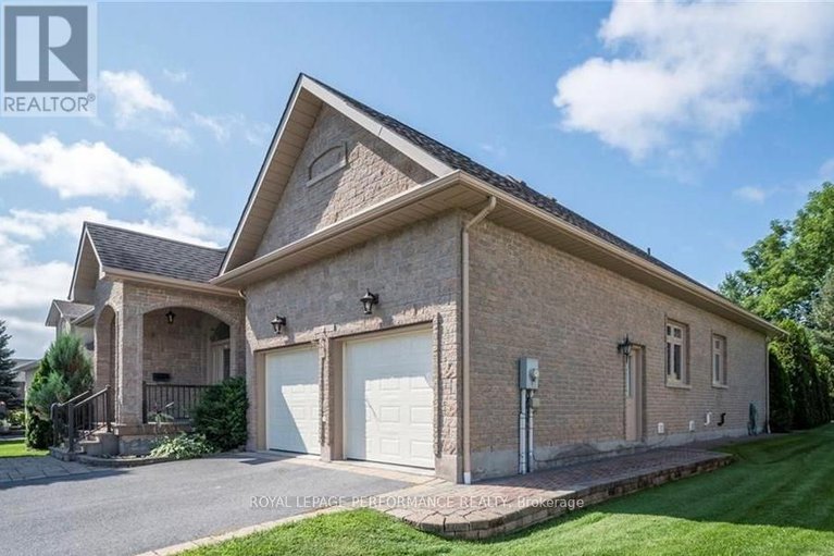 29438415/6802-riverview-drive/south-glengarry-charlottenburgh-twp/south-glengarry/ontario/K6H7M1_2