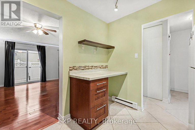 29205584/20-lovell-lane/westcliffe-estates/ottawa/ontario/K2H9B6_12