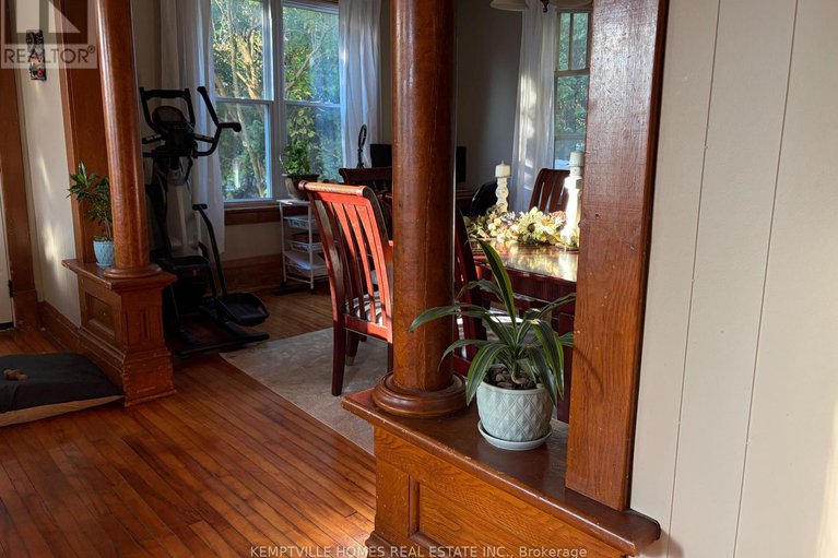 28974833/10-bridge-street/north-grenville-twp-kemptville-south/north-grenville/ontario/K0G1S0_34