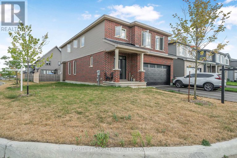 28815474/896-sendero-way/remainder-of-stittsville-area/ottawa/ontario/K2S2W8_4