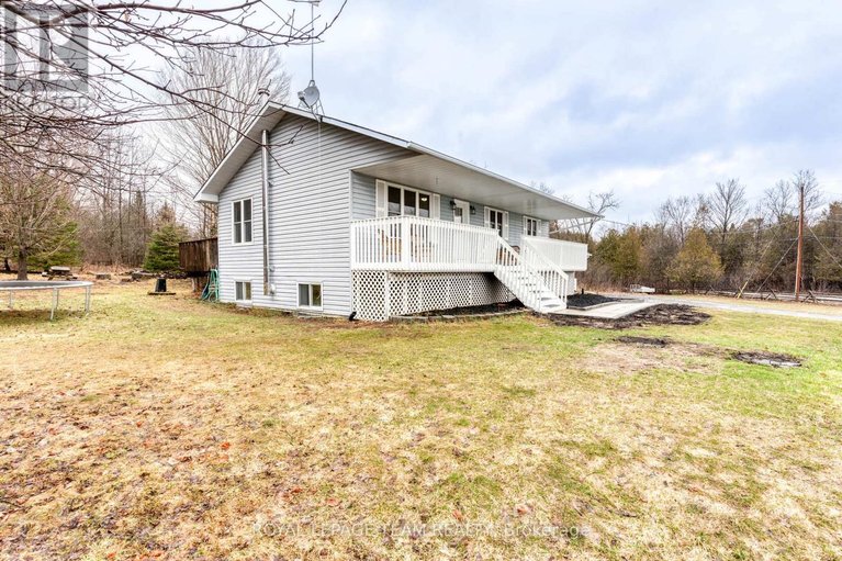 29612401/1255-old-perth-road/mississippi-mills-ramsay-twp/mississippi-mills/ontario/K0A1A0_3