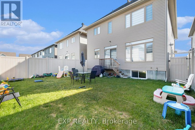 28518974/908-embankment-street/stittsville-south/ottawa/ontario/K2S2P4_35