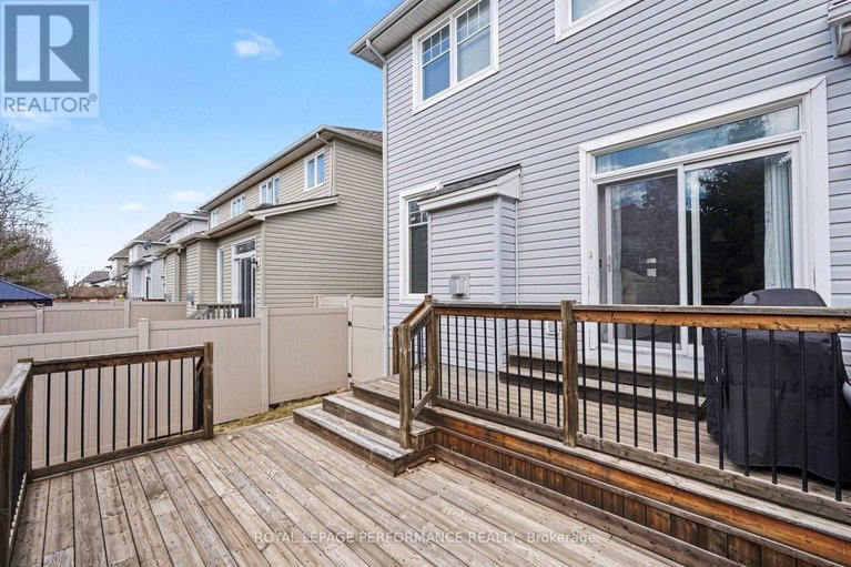 29430720/810-white-alder-avenue/blossom-parkkemp-parkfindlay-creek/ottawa/ontario/K1T0G2_35