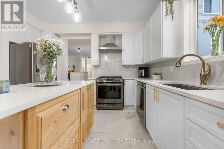 29250335/34-catterick-crescent/morgans-grantsouth-march/ottawa/ontario/K2K3M5_19