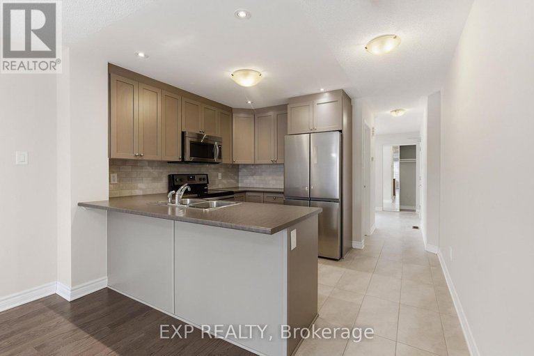 29328138/634-danaca-private/carson-meadows/ottawa/ontario/K1K2V7_7