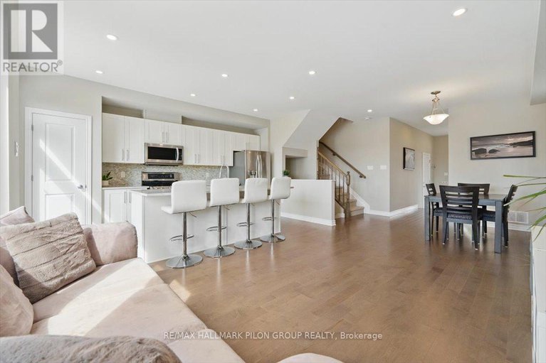 28459225/251-mountain-sorrel-way/avalon-west/ottawa/ontario/K4A1H5_5