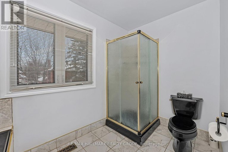 29325453/4-elderwood-trail/stittsville-central/ottawa/ontario/K2S1C9_36