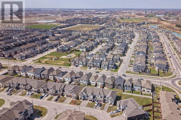 29649584/4852-abbott-street-e/emerald-meadowstrailwest/ottawa/ontario/K2S1E7_29