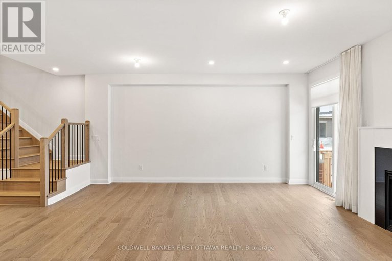 28420940/1326-whitlow-grass-way/morgans-grantsouth-march/ottawa/ontario/K2W0N5_12