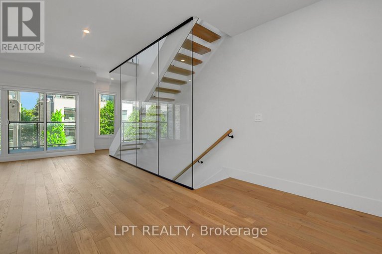 28385887/111-greenfield-avenue/ottawa-east/ottawa/ontario/K1S0X8_22