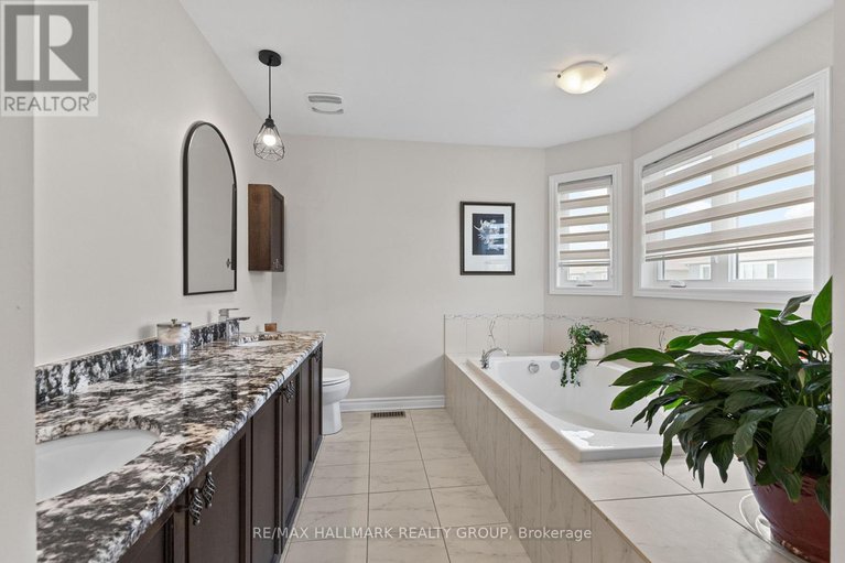 28628034/112-gracewood-crescent/blossom-parkkemp-parkfindlay-creek/ottawa/ontario/K1T0J5_29