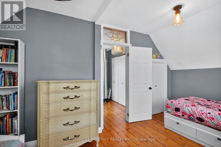 29043426/103-queen-charlotte-street/richmond/ottawa/ontario/K0A2Z0_29