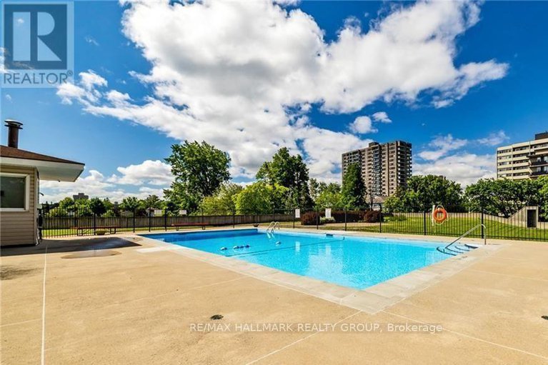 28713988/315-1100-ambleside-drive/woodroffe/ottawa/ontario/K2B8G6_16