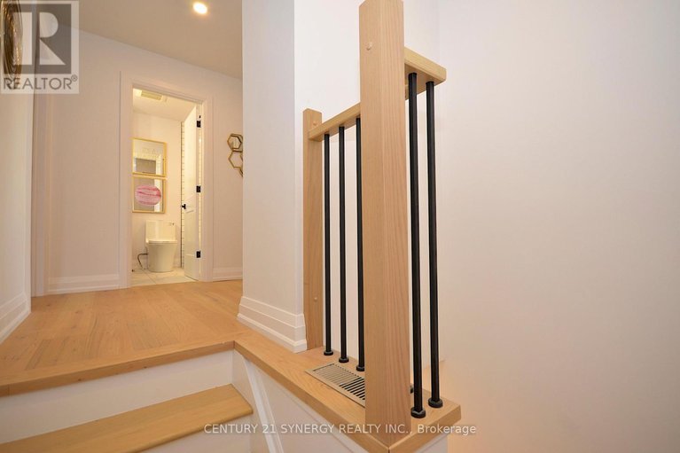 29092307/34-660-hochelaga-street/carson-meadows/ottawa/ontario/K1K2E9_24