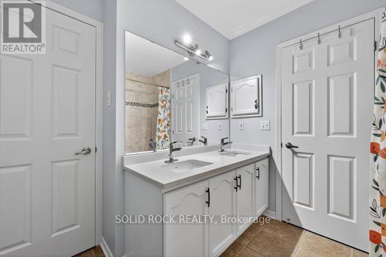 29078373/23-oriska-way-n/longfields/ottawa/ontario/K2J4N7_31