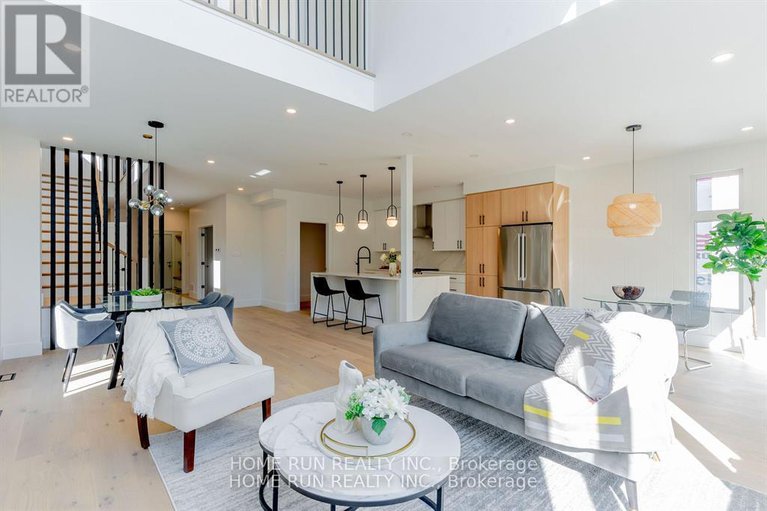 28322448/2241-page-road/chapel-hill/ottawa/ontario/K1C7K5_13