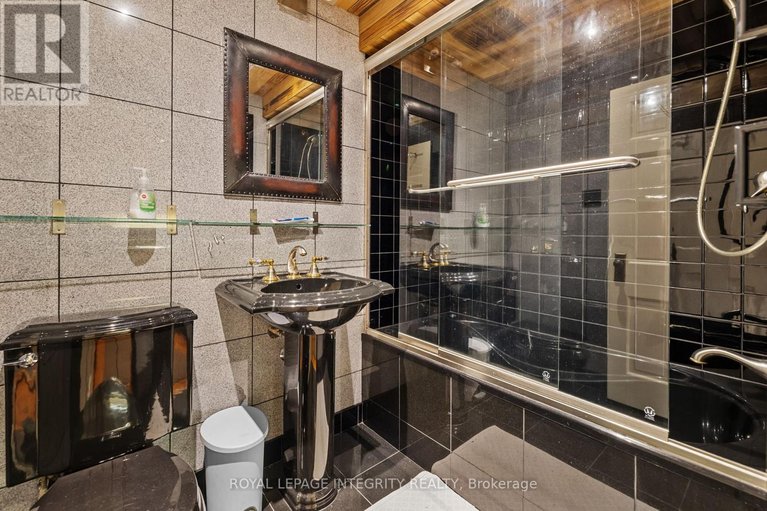 29552418/3565-albion-road/sawmill-creektimbermill/ottawa/ontario/K1T1A2_33