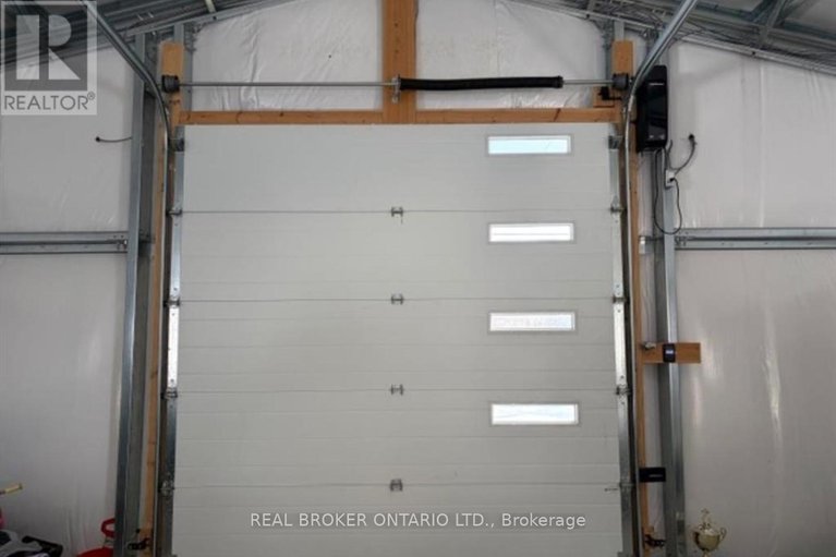 29485307/1391-sutherland-drive/manotick-south-to-roger-stevens/ottawa/ontario/K4M1B3_47