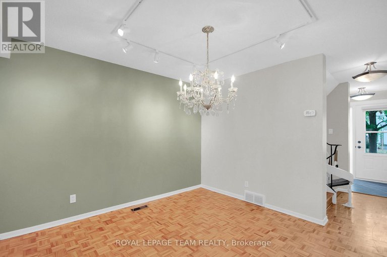 29060164/26-jackson-court/beaverbrook/ottawa/ontario/K2K1B7_18