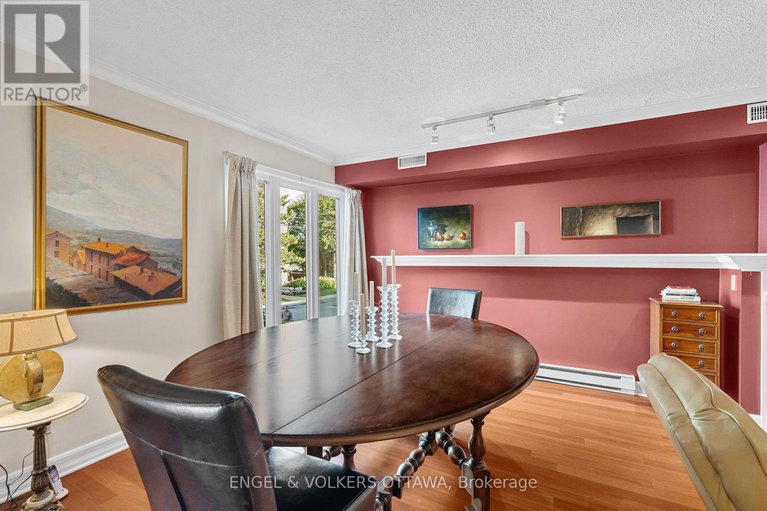 28953210/4-74-somerset-street-w/ottawa-centregolden-triangle/ottawa/ontario/K2P0H5_14