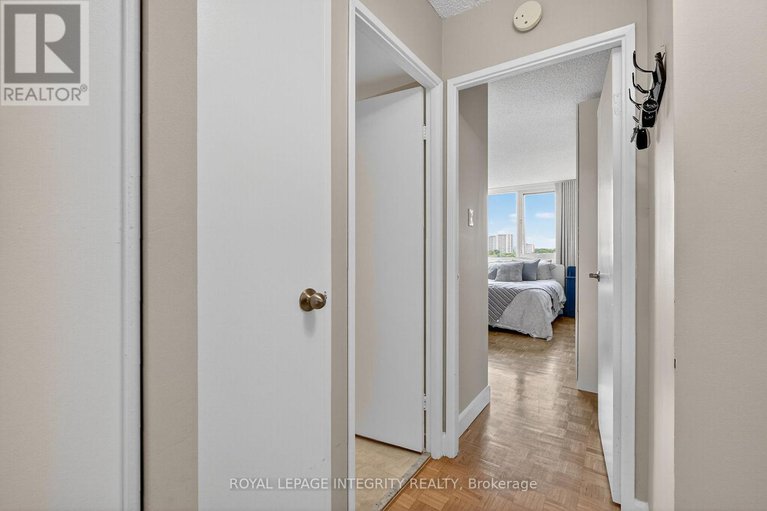 28883247/704-265-poulin-avenue/britannia/ottawa/ontario/K2B7Y8_23