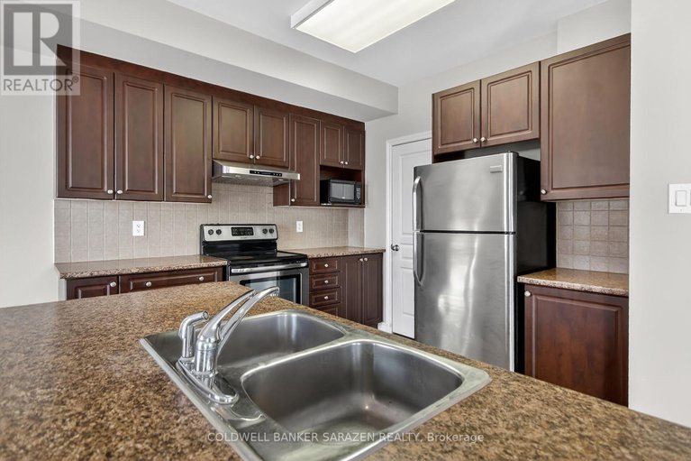 29290169/6-3785-canyon-walk-drive/riverside-southgloucester-glen/ottawa/ontario/K1V2M4_20