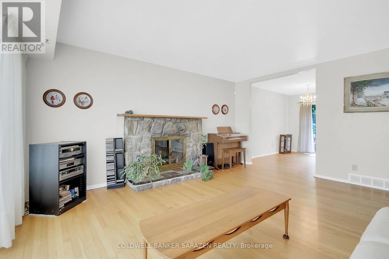28626682/70-viewmount-drive/meadowlandscrestview/ottawa/ontario/K2G3C3_8