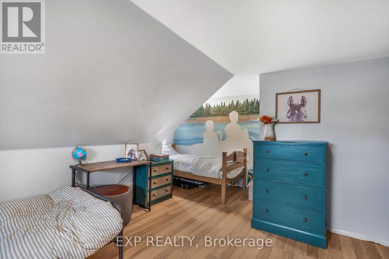 28788005/12-high-street/vankleek-hill/ontario/K0B1R0_18
