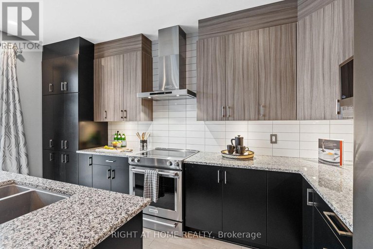 28253382/210-spindrift-circle/mahogany-community/ottawa/ontario/K4M1J8_18