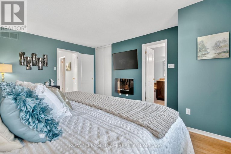 29421780/6302-sablewood-place/chapel-hill/ottawa/ontario/K1C7M6_34