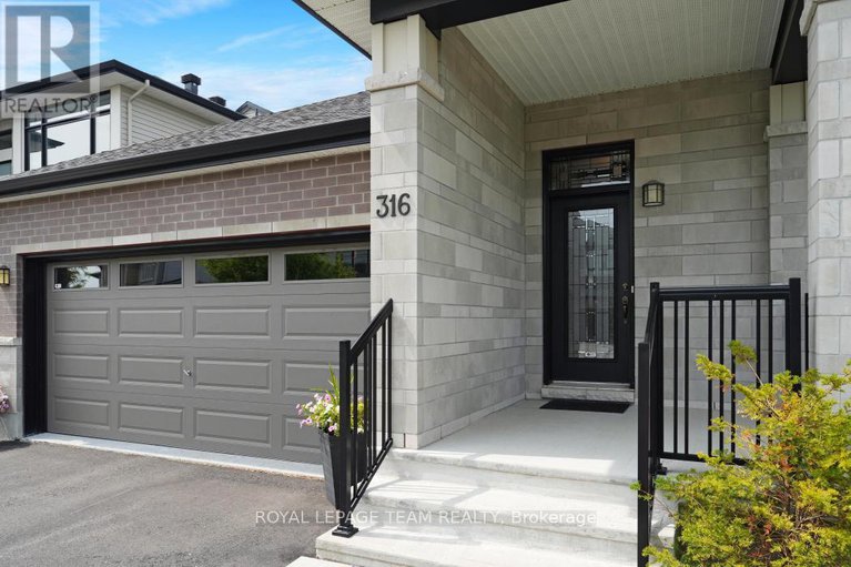 28689700/316-serenade-crescent-w/riverside-southgloucester-glen/ottawa/ontario/K1X0B8_4