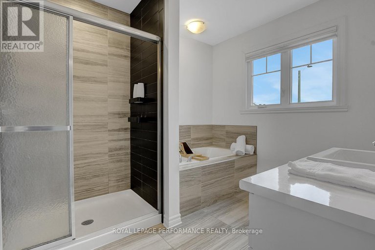 29315283/29-meadowlark-street/village-of-russell/russell/ontario/K4R0B8_17