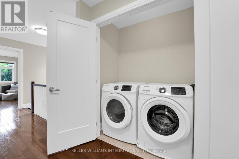 28496867/a-251-glynn-avenue/overbrookcastle-heights/ottawa/ontario/K1K1S2_43