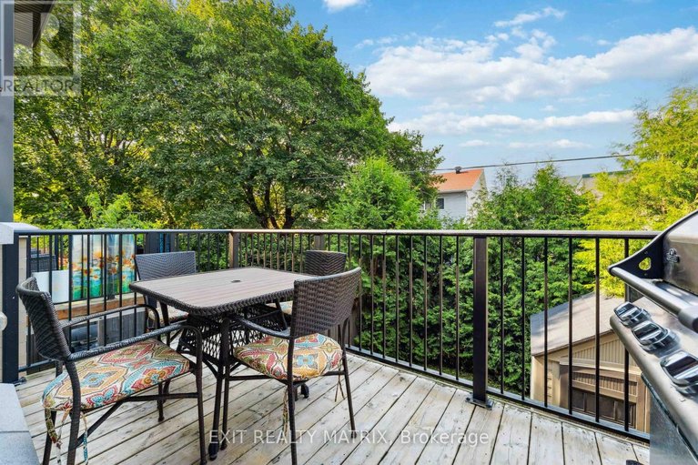 29666799/97-queen-mary-street/overbrookcastle-heights/ottawa/ontario/K1K1X6_36