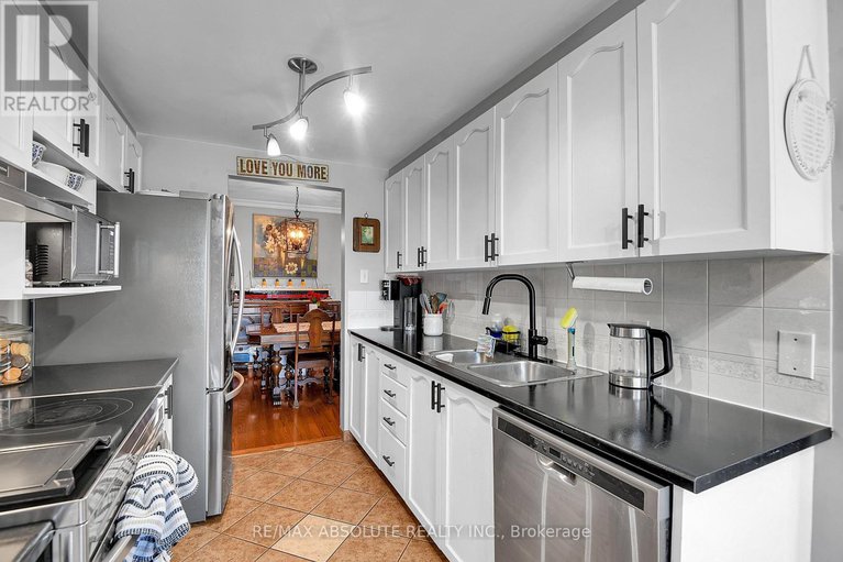 28640841/6142-arbourwood-drive/chapel-hill/ottawa/ontario/K1C7K8_11