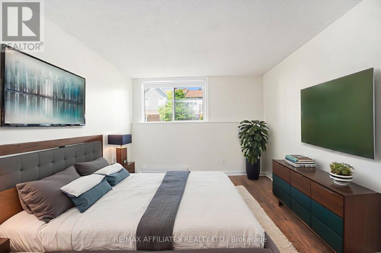 28674338/114-6532-bilberry-drive/orleans-wood/ottawa/ontario/K1C4N9_17