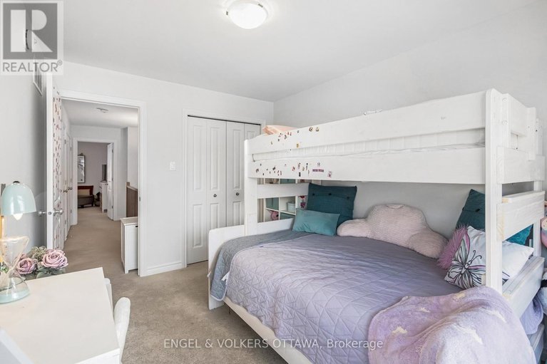 29589198/740-miikana-road/blossom-parkkemp-parkfindlay-creek/ottawa/ontario/K1X0H6_30