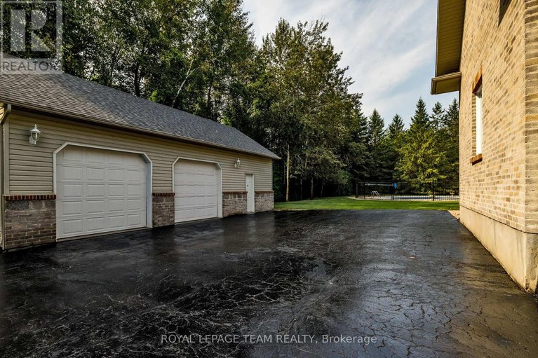 29638878/6196-deermeadow-drive/greely/ottawa/ontario/K4P1M9_9