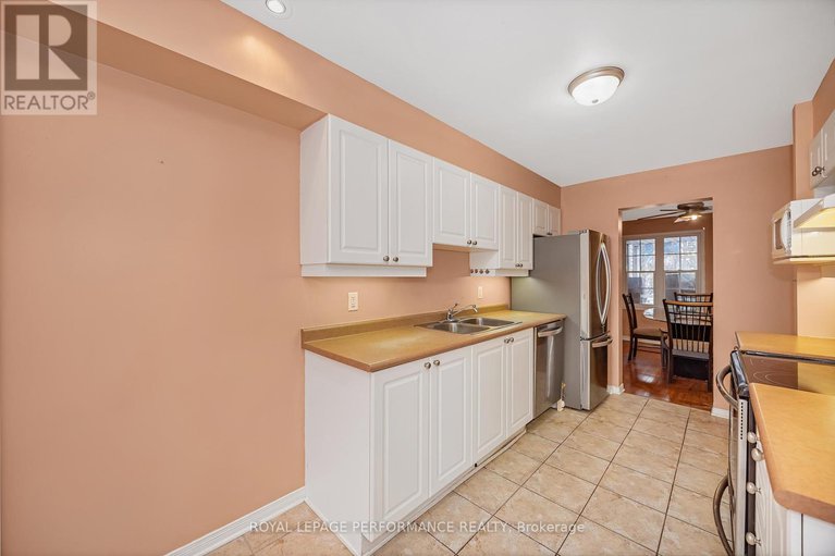 29154825/2004-breezewood-street/notting-hillsummerside/ottawa/ontario/K4A4S6_9