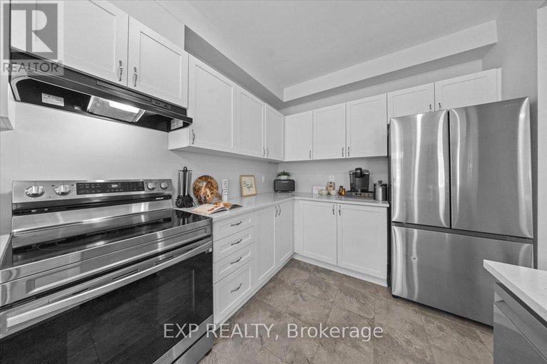 29305395/307-686-quilter-row/goulbourn-twp-from-franktown-rdsouth-to-rideau/ottawa/ontario/K0A2Z0_16