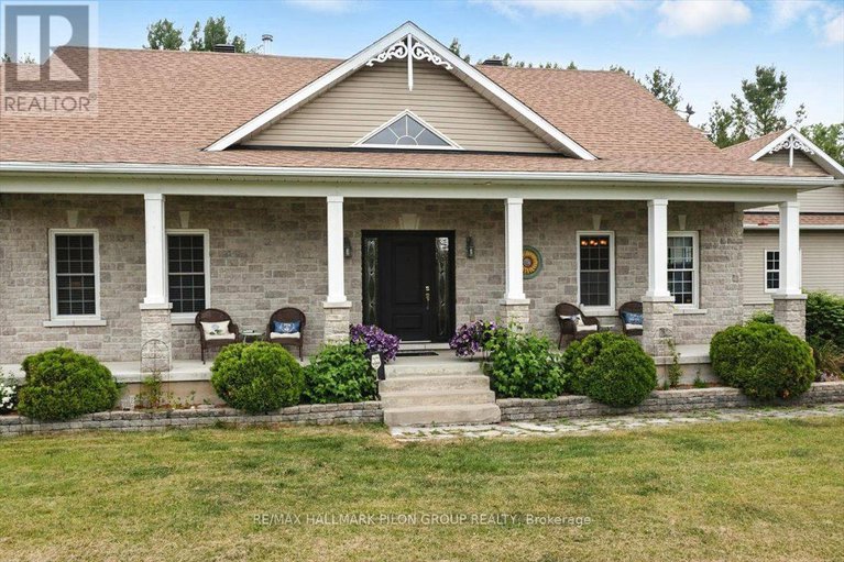 28588530/3086-green-pine-court/cumberland-west/ottawa/ontario/K4C1R9_25