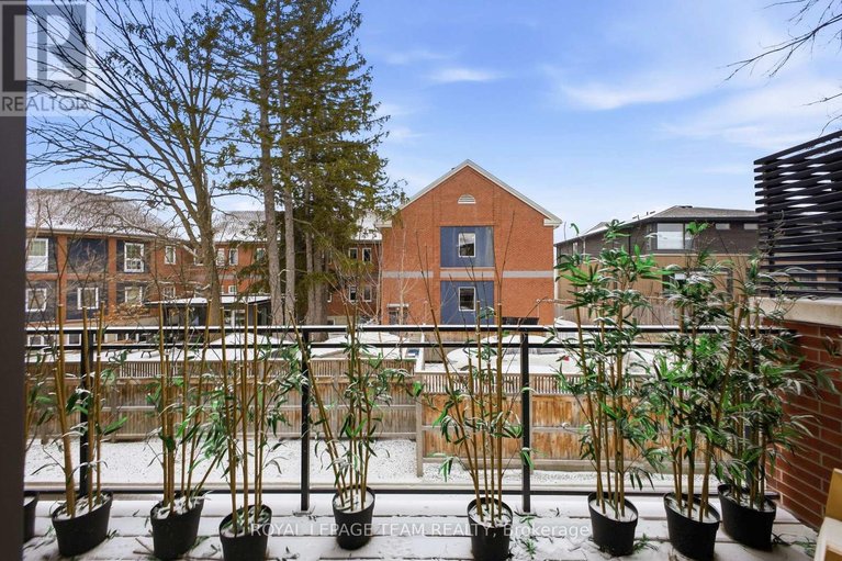 29580105/526-edison-avenue/mckellarhighland/ottawa/ontario/K2A3Y5_39