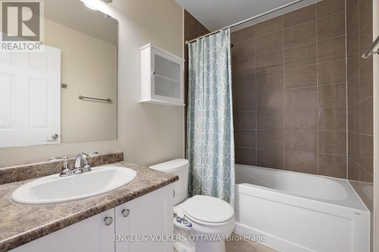 28759795/2421-nutgrove-avenue/half-moon-bay/ottawa/ontario/K2J0X4_29