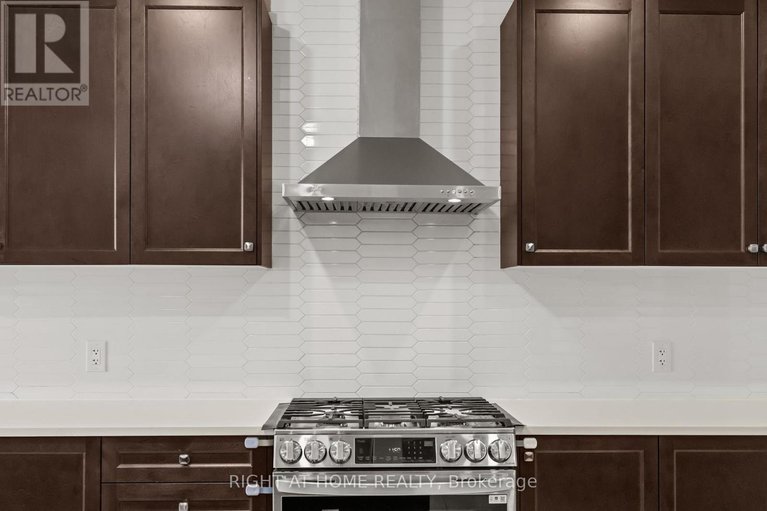 29159461/837-derreen-avenue/stittsville-north/ottawa/ontario/K2S3A7_17