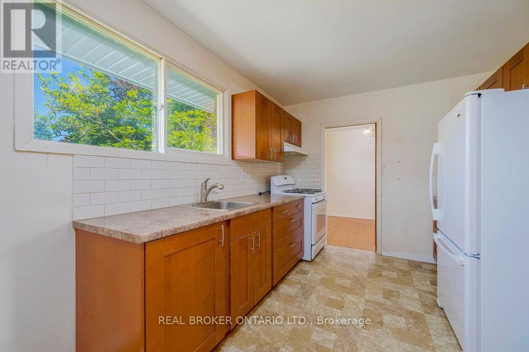 28389803/87-viewmount-drive/meadowlandscrestview/ottawa/ontario/K2G3B9_8