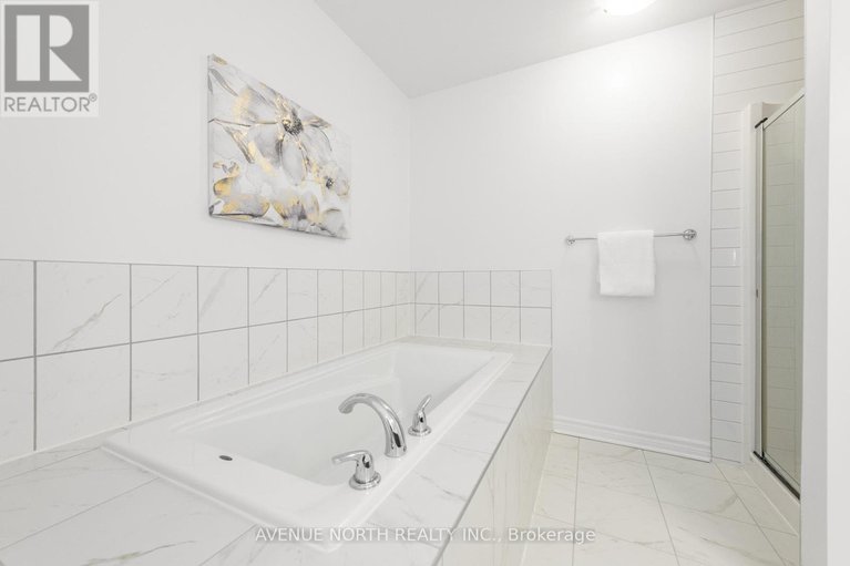 29381937/151-minikan-street/blossom-parkkemp-parkfindlay-creek/ottawa/ontario/K1X0E5_31